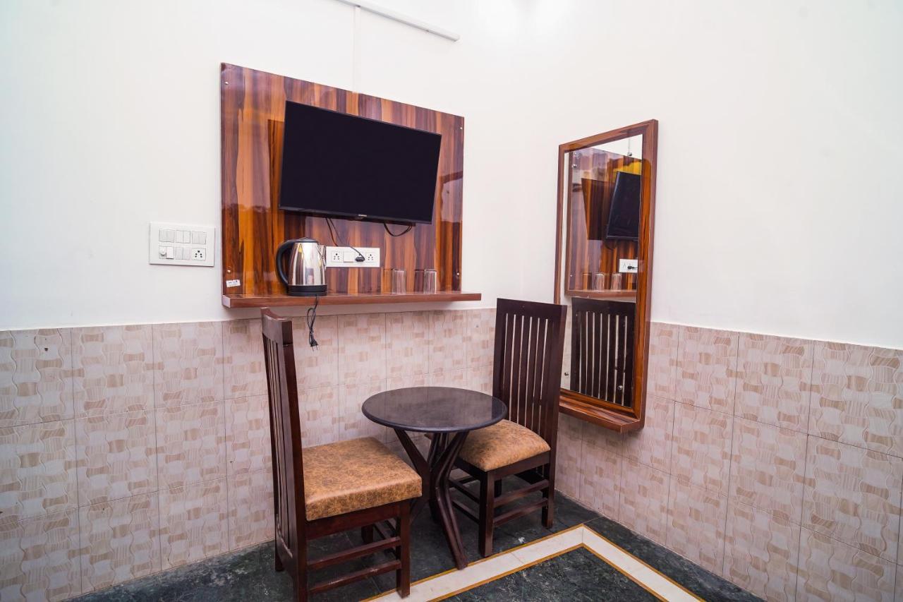 Golden Residency Hotel New Delhi Ngoại thất bức ảnh