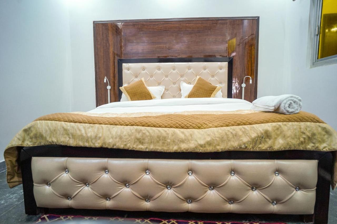 Golden Residency Hotel New Delhi Ngoại thất bức ảnh