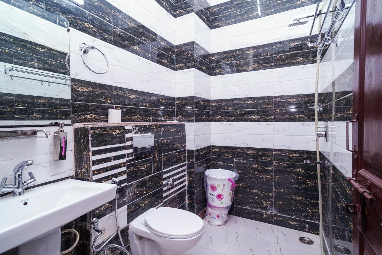 Golden Residency Hotel New Delhi Ngoại thất bức ảnh